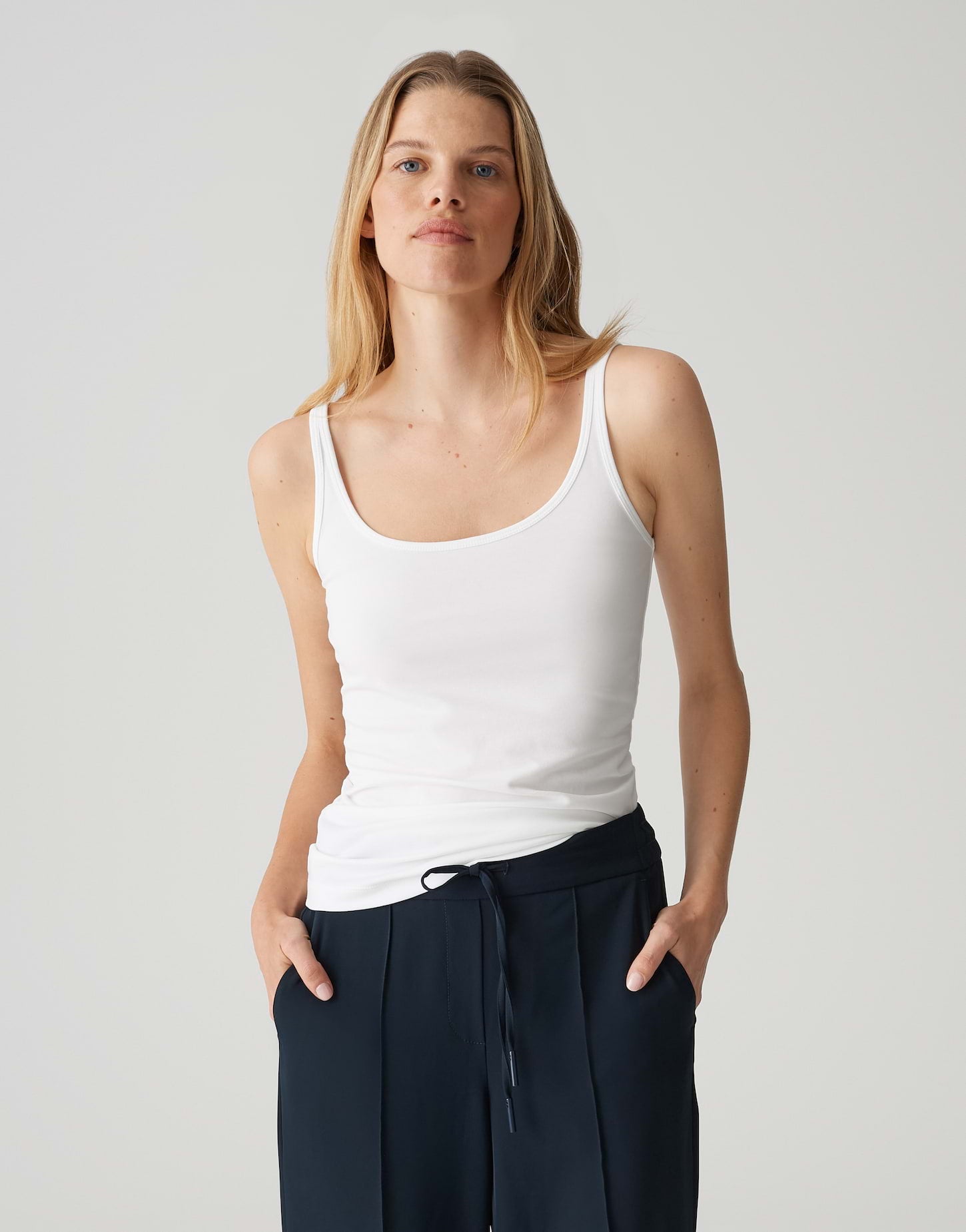 Opus Damen T-Shirts White
