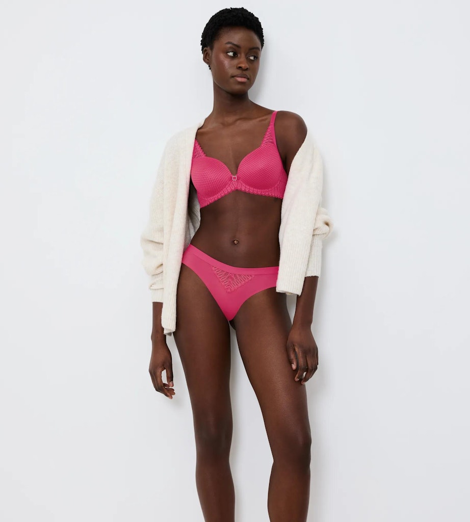 Triumph Slip Flashy Pin