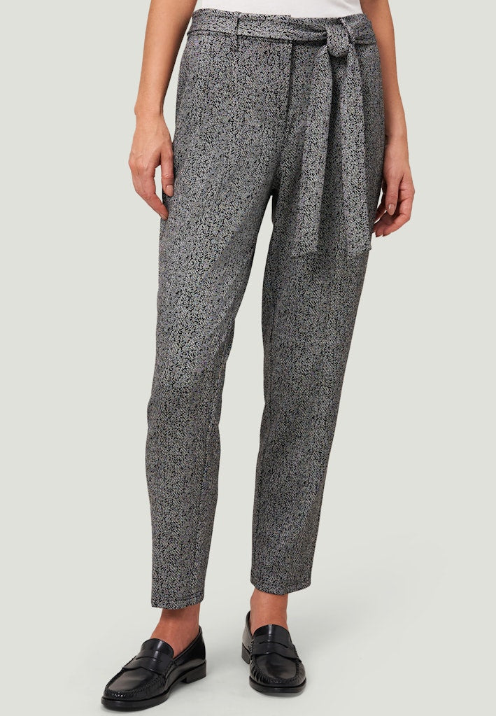 Zero Damen Hosen Blackcream