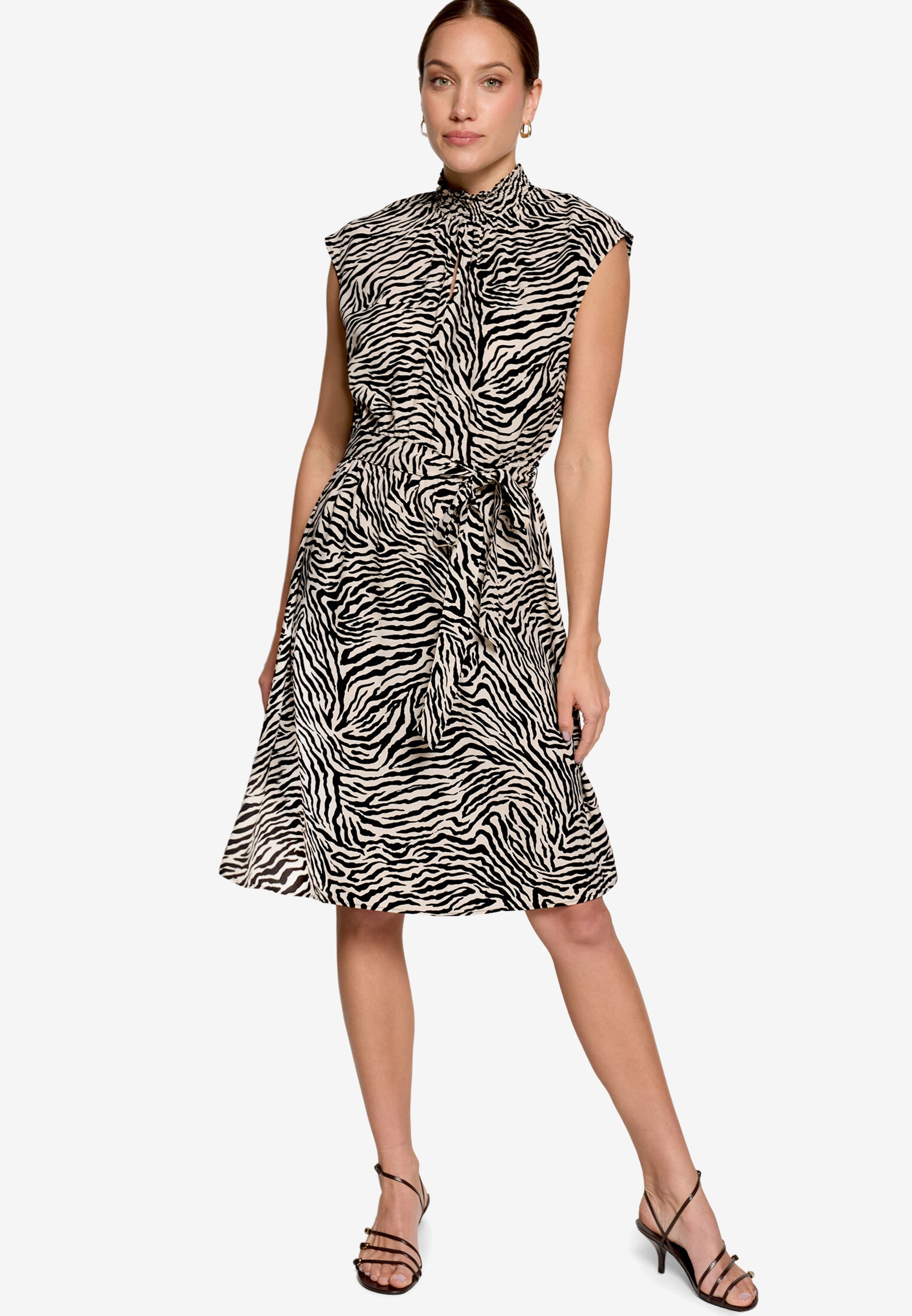 Zero Damen Kleider Cream/Black