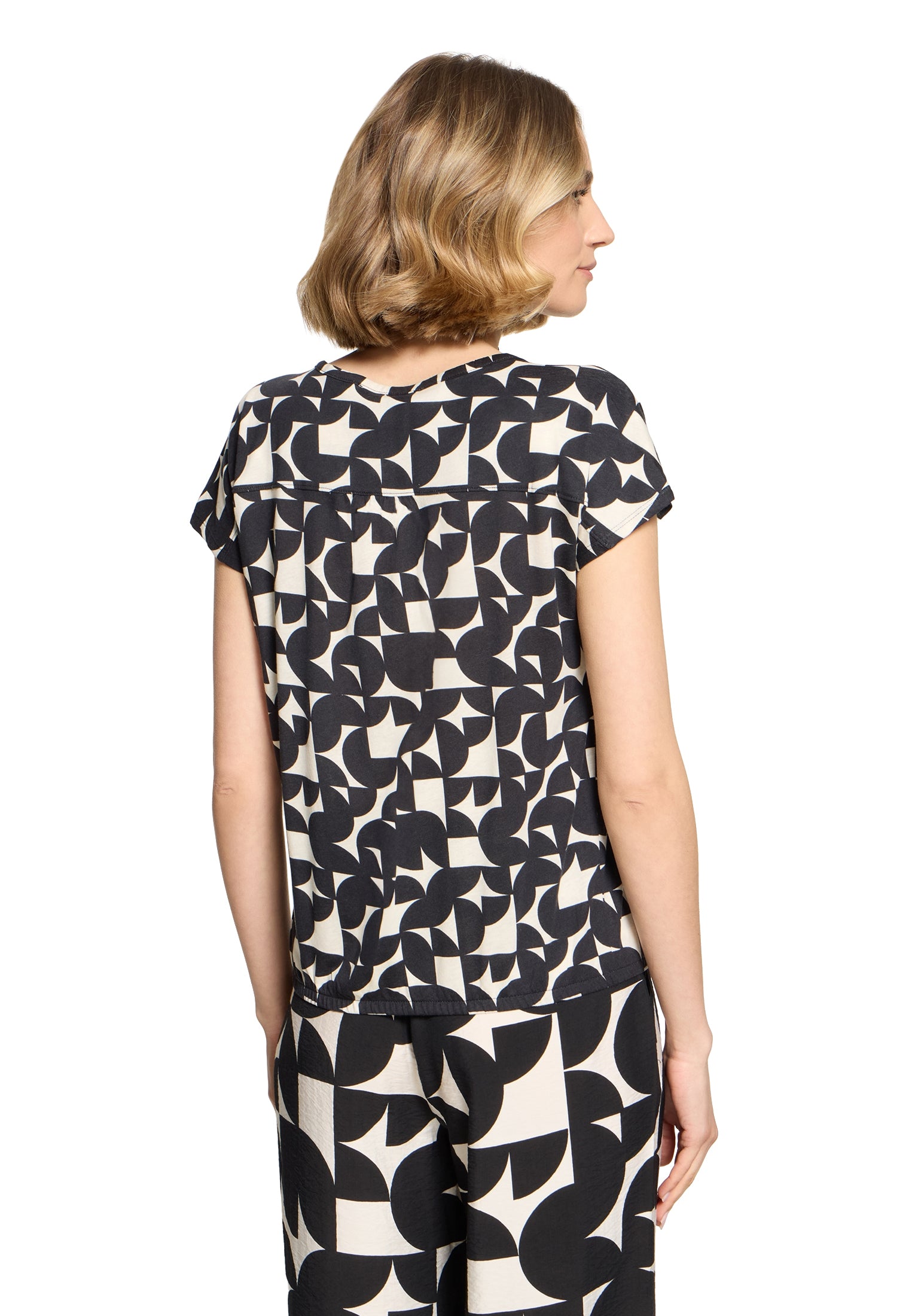 Betty & Co Damen T-Shirts Black/Cream