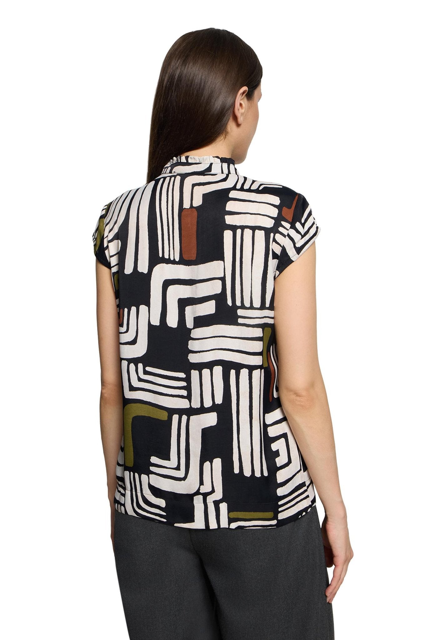 Betty & Co Damen Blusen kurz Black/Cream