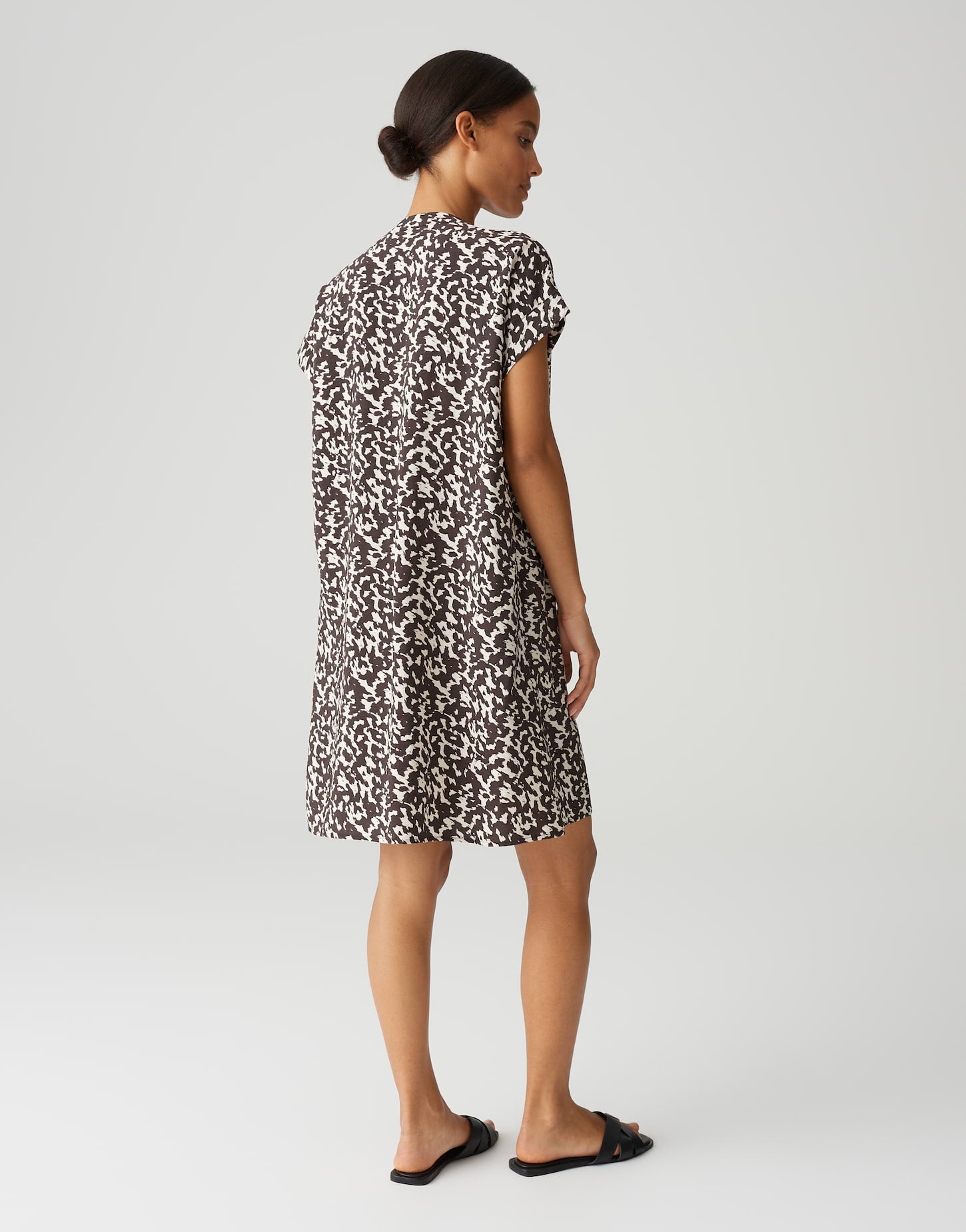 Opus Damen Kleider Midnight Brown