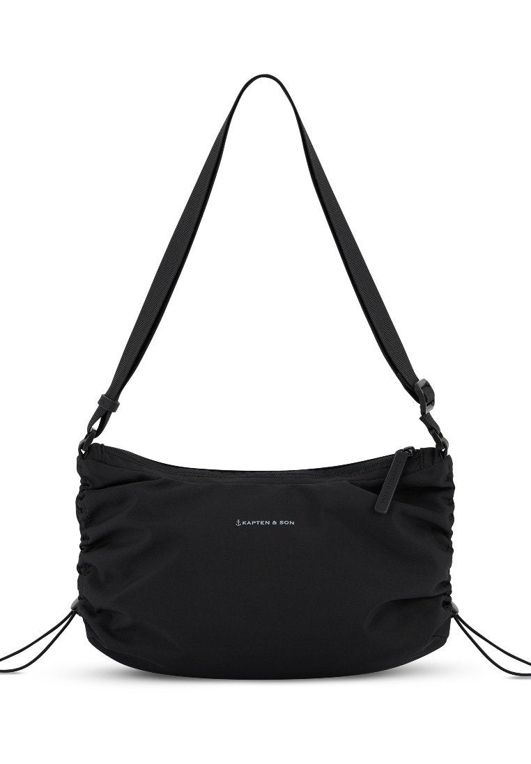 Skara Small - All Black