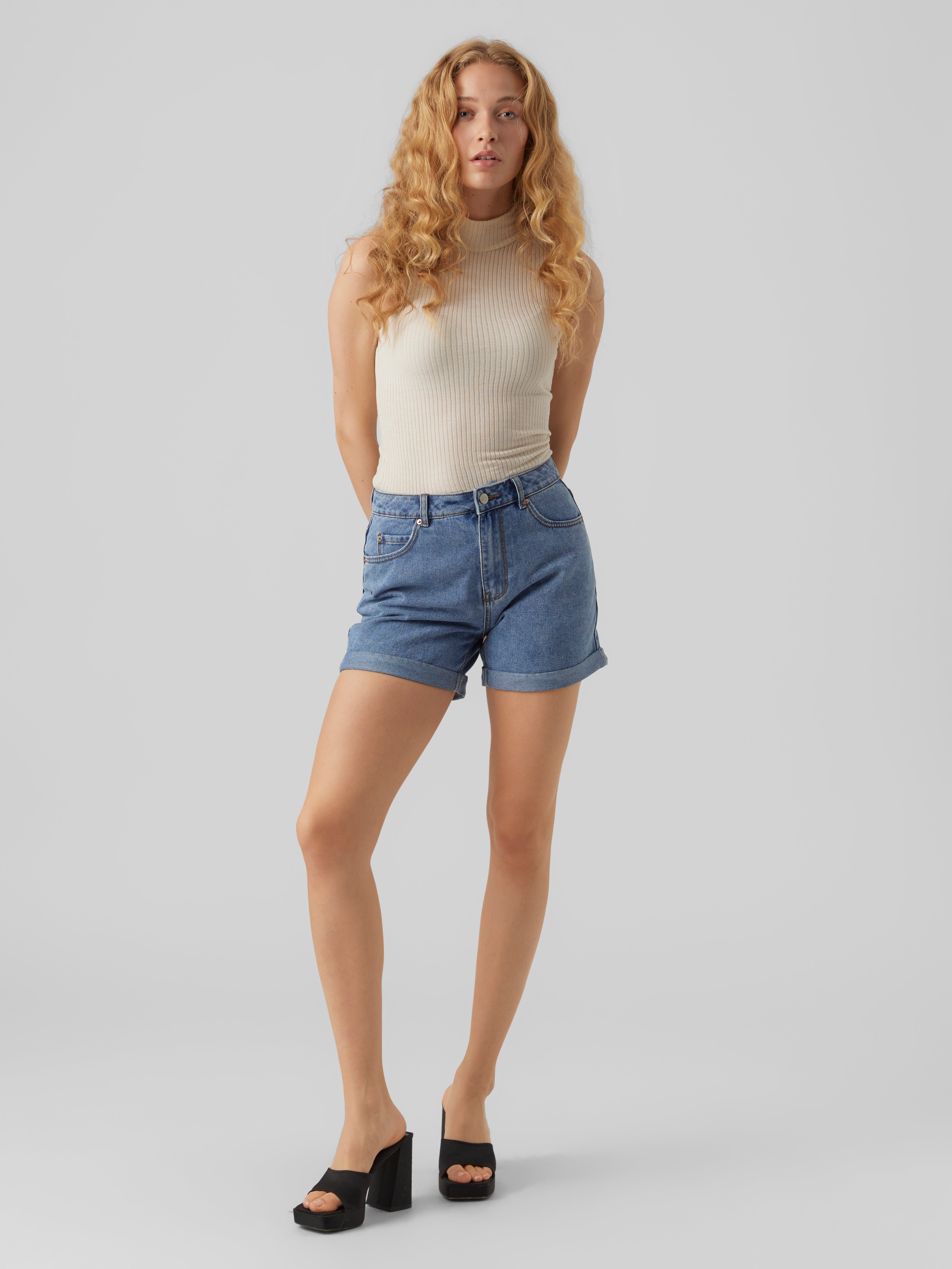 Vero Moda Damen Shorts Medium Blue Den