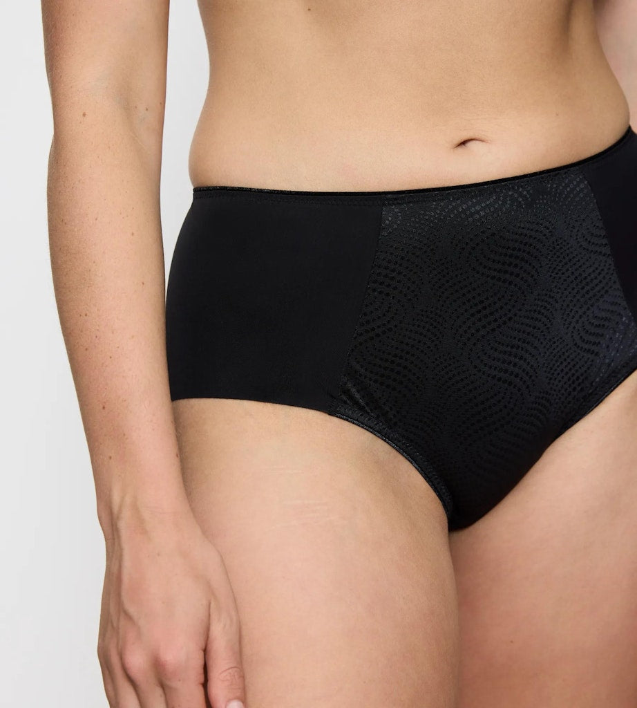 Triumph Slip  Black