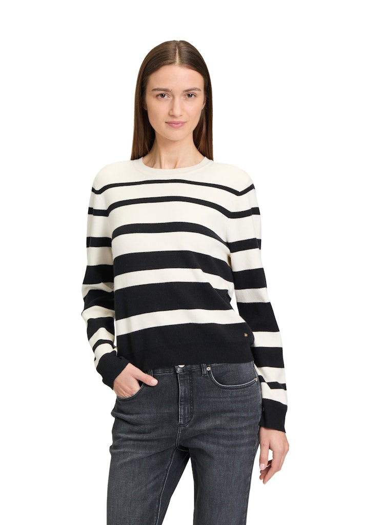Betty & Co Damen Pullover Black/Cream