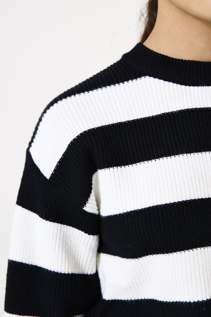 Garcia Mädchen Pullover & Strickjacken Off Black