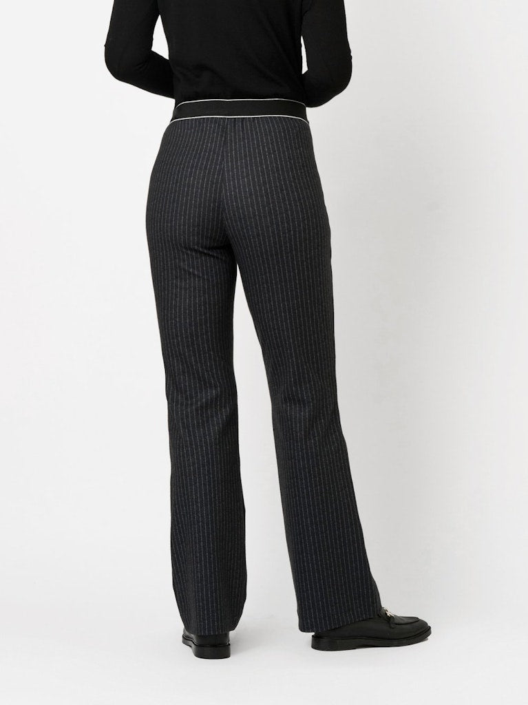 Toni Dress Damen Hosen Schwarz