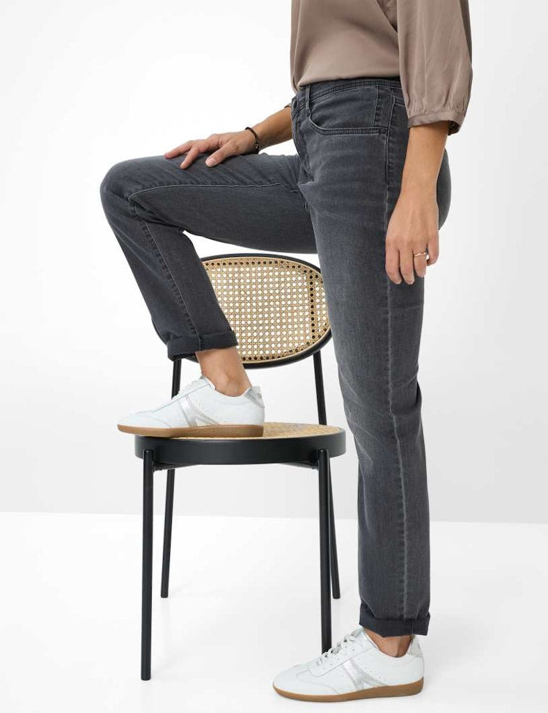 Brax Damen Jeans Used Dark Grey