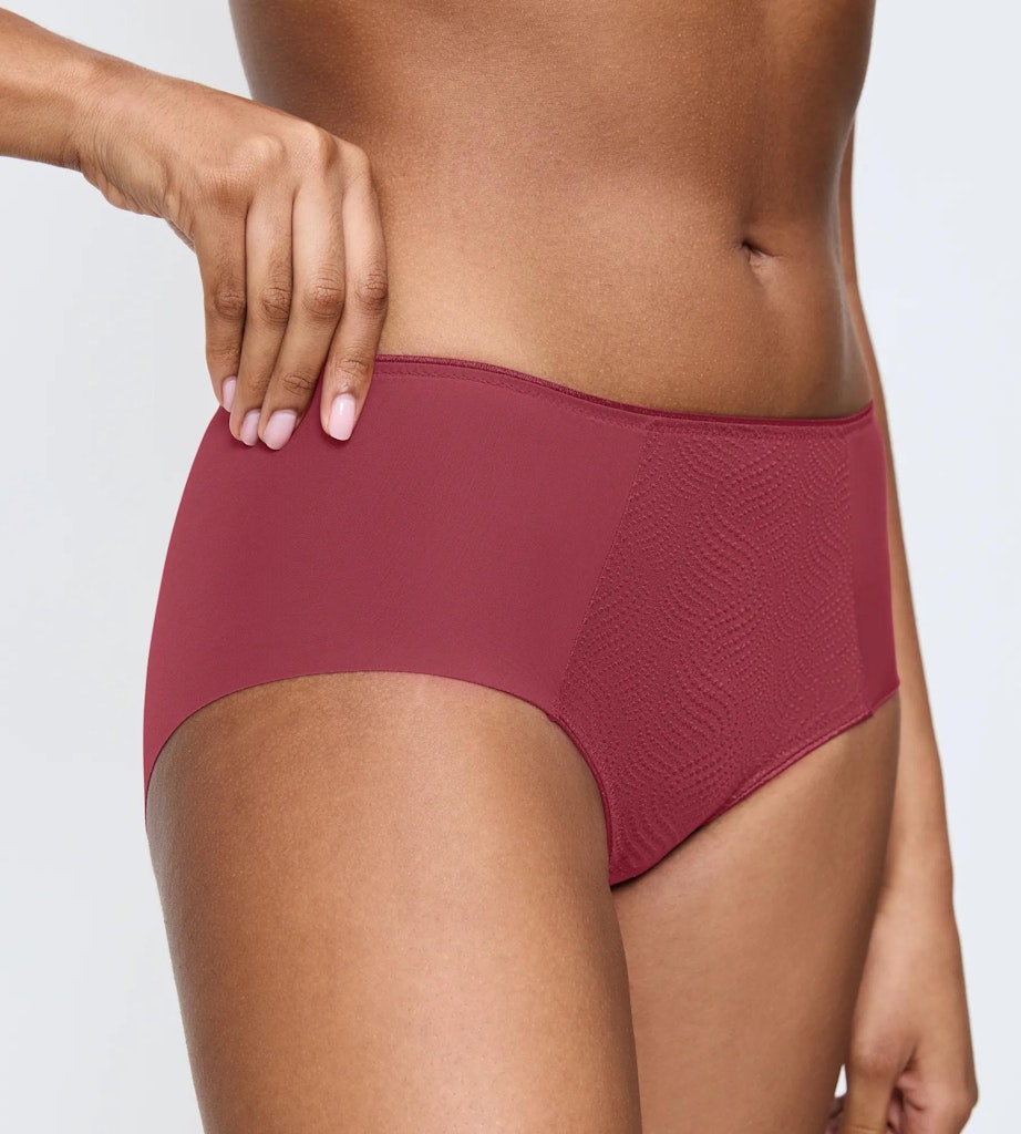 Triumph Slip  Sweet Mars