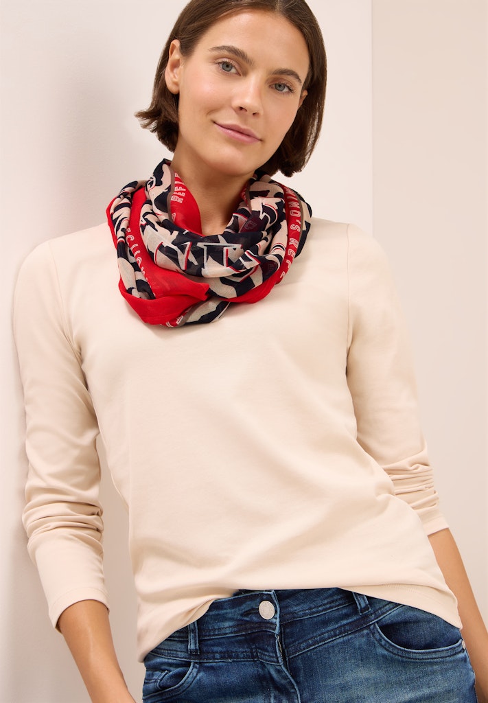 Cecil Tuch  Fiery Red