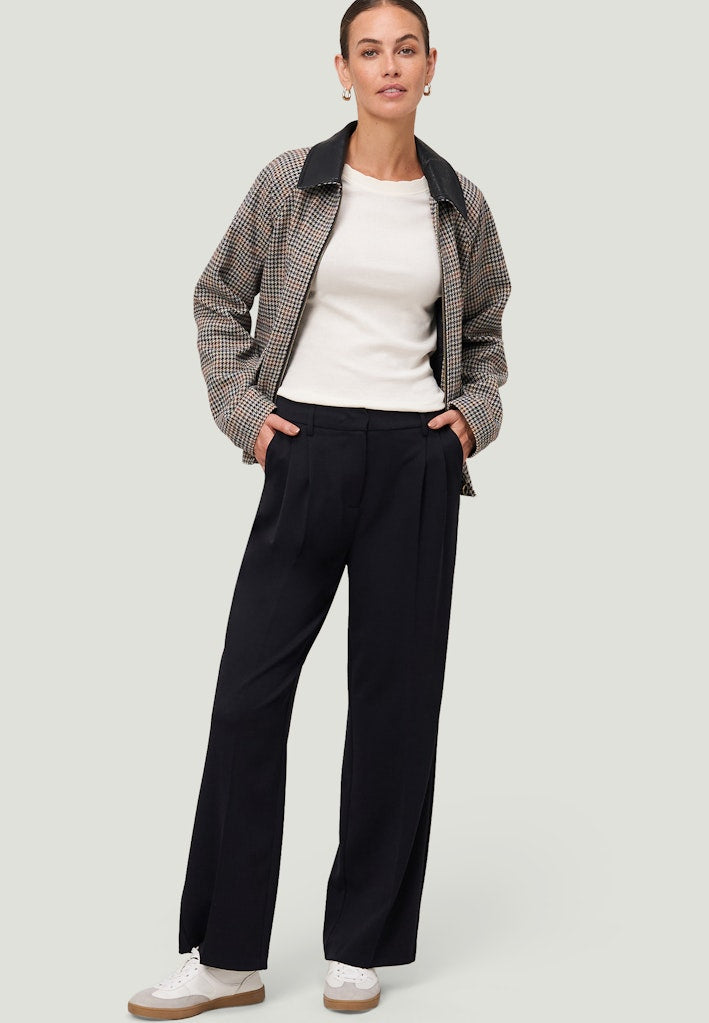 Zero Damen Hosen Black Beauty