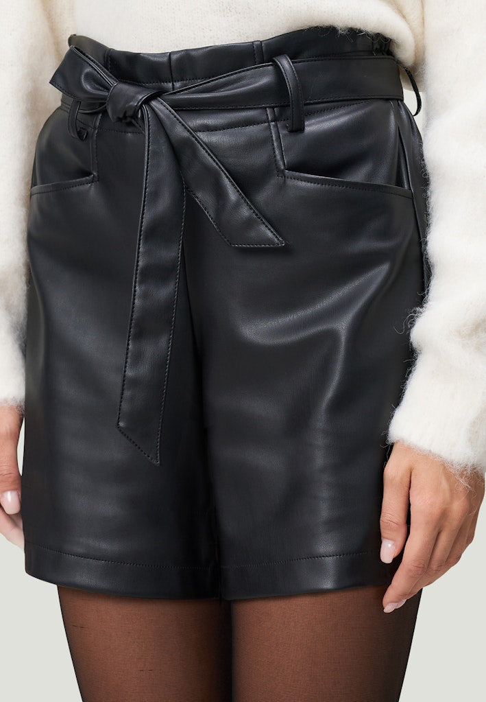 Zero Damen Shorts Black Beauty