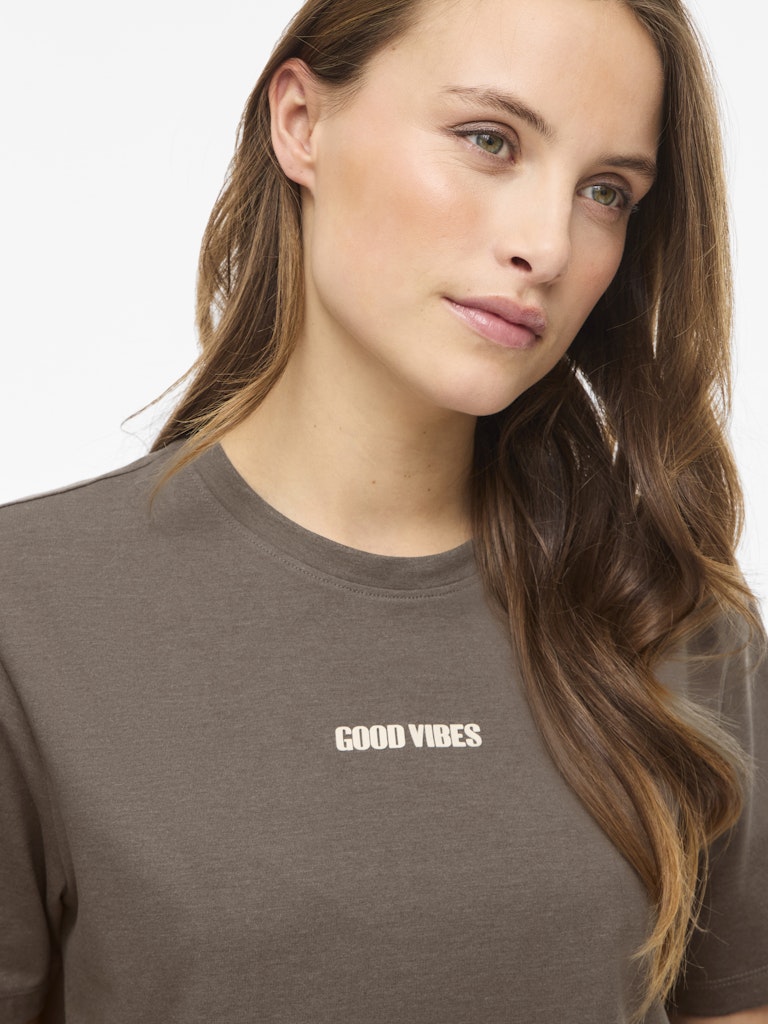 T-Shirt - Falcon