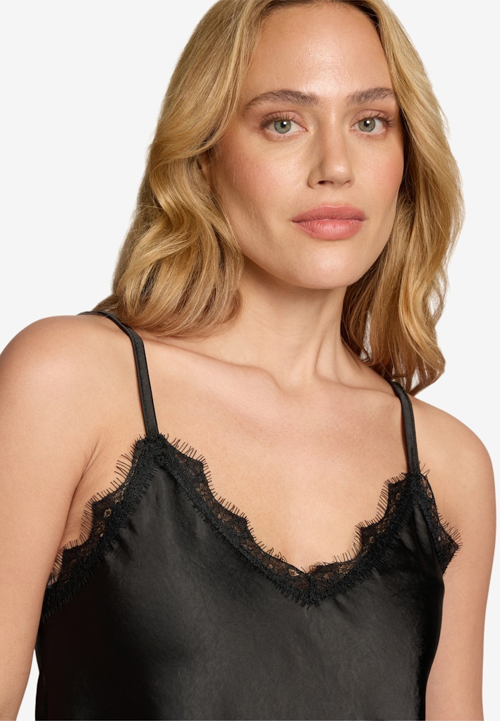 Zero Damen Tops Black Beauty
