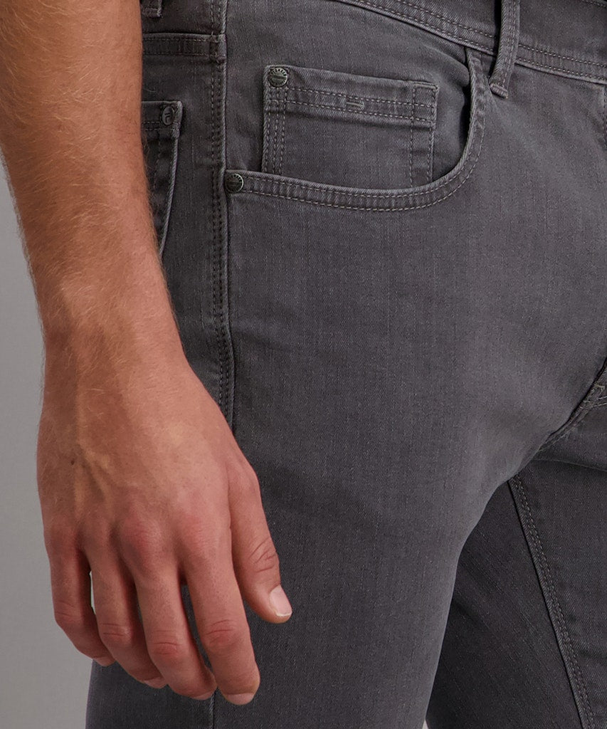 Pioneer Herren Jeans  Black Used