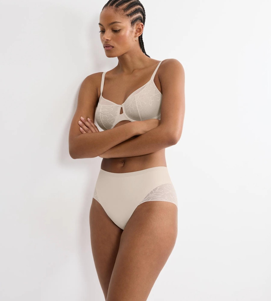 Triumph Slip Nz Nude Beige