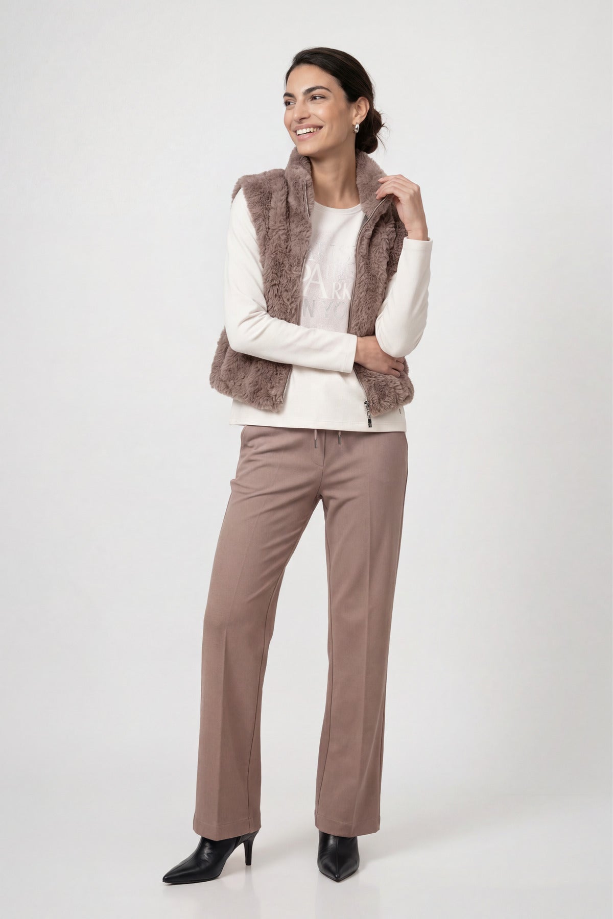 Monari Damen Outdoorwesten  Taupe