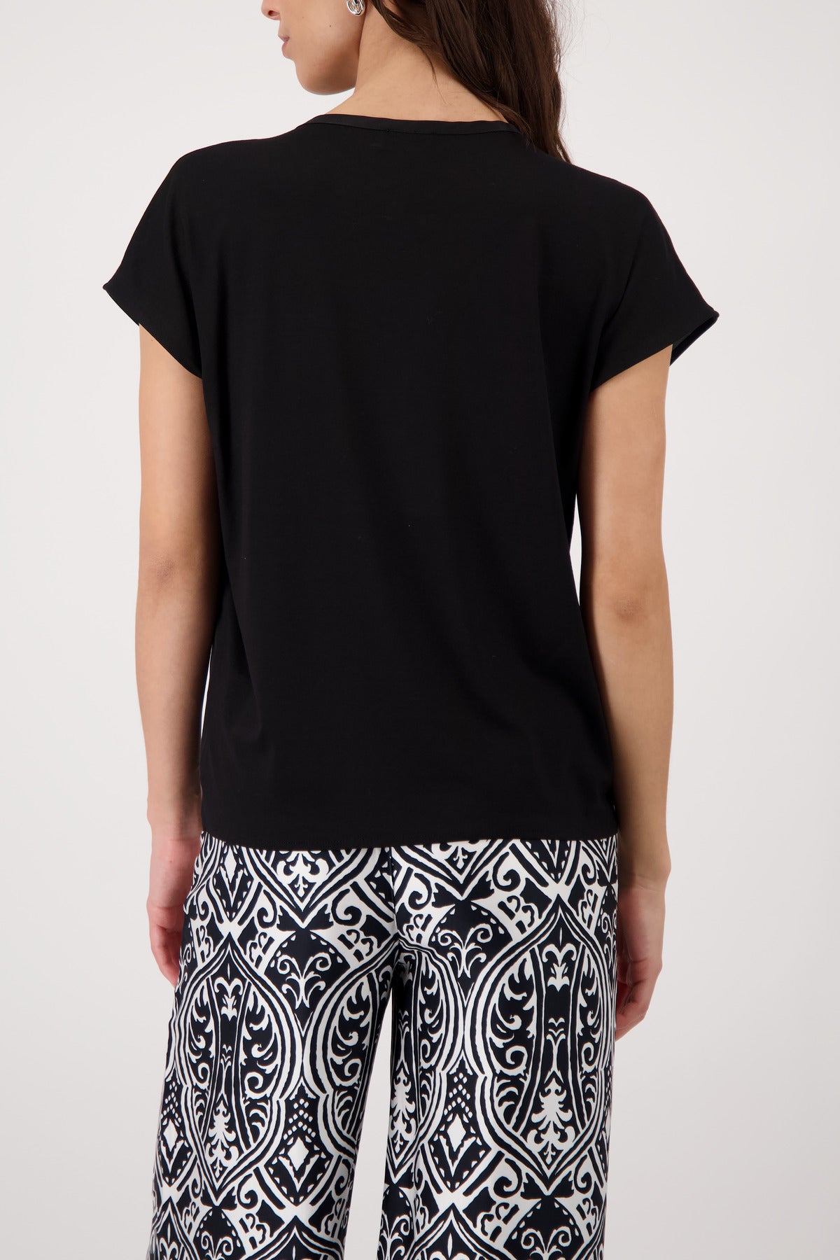 Monari Damen T-Shirts Schwarz