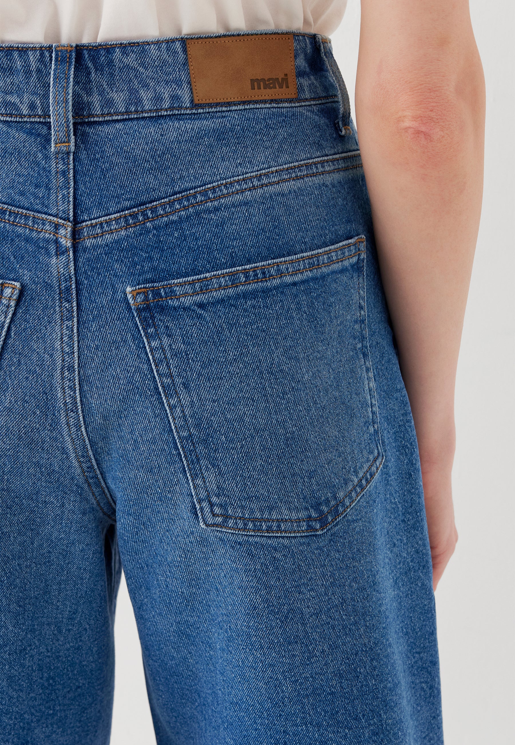 Mavi Damen Shorts Mid Brushed '