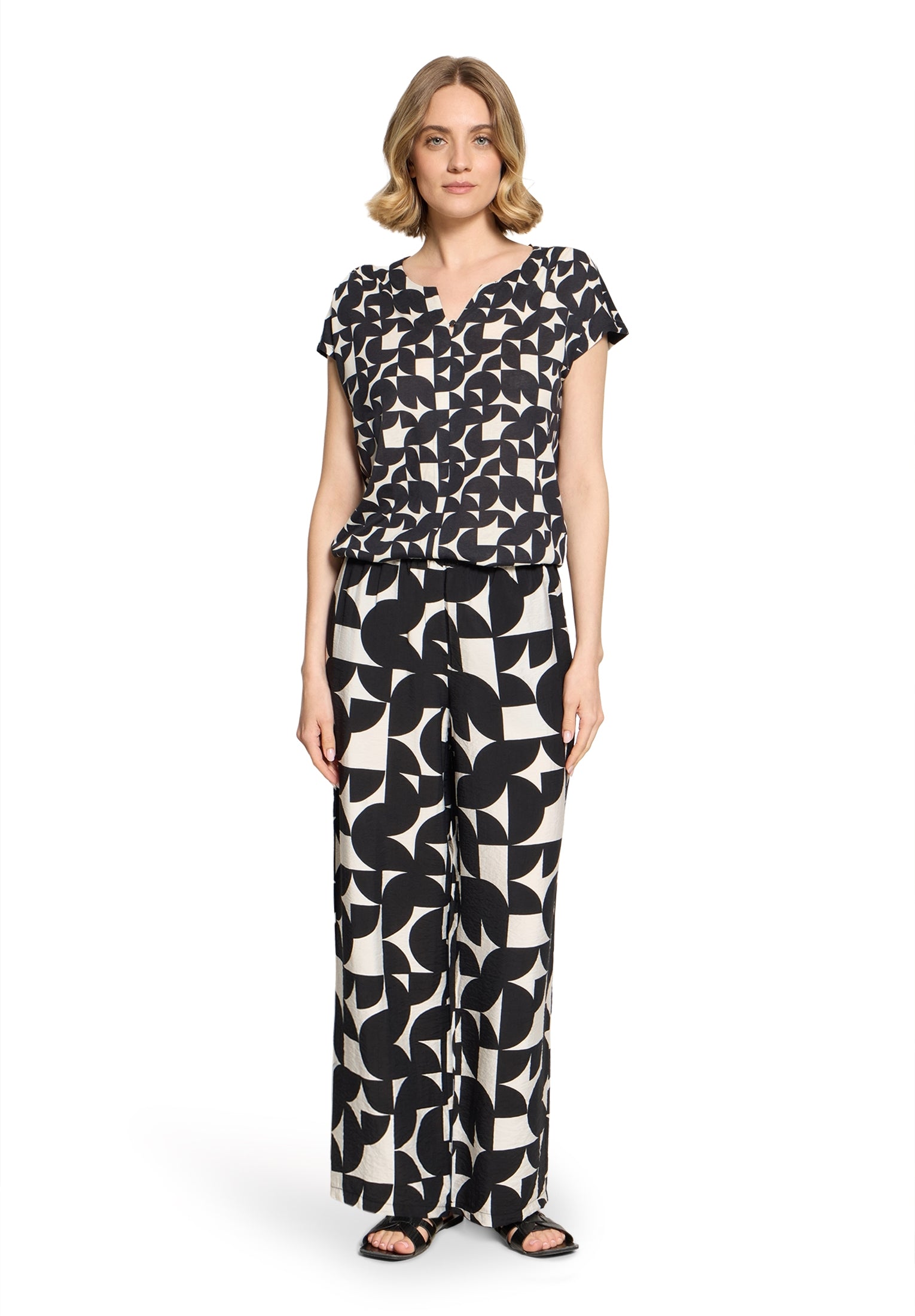 Betty & Co Damen T-Shirts Black/Cream