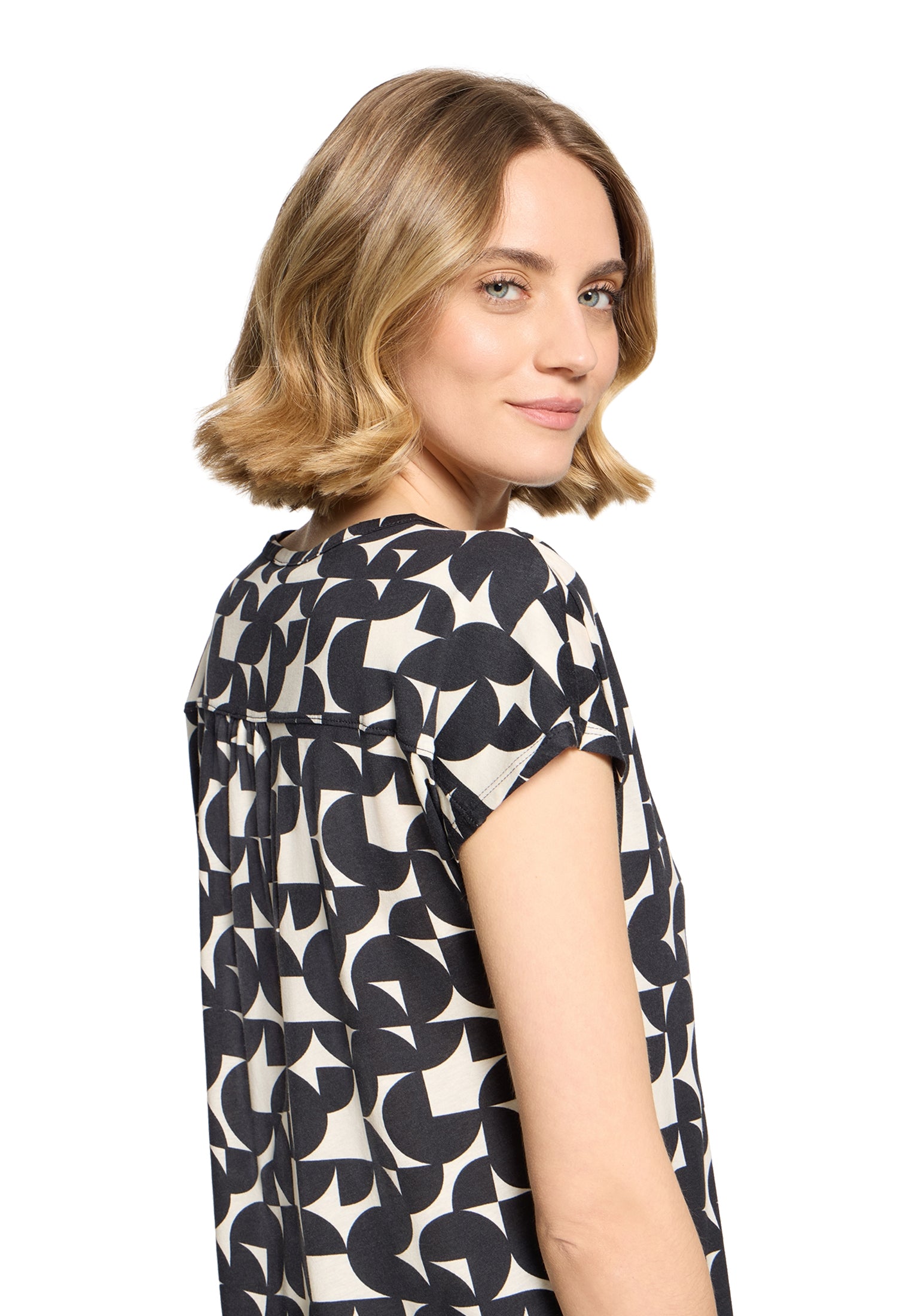Betty & Co Damen T-Shirts Black/Cream