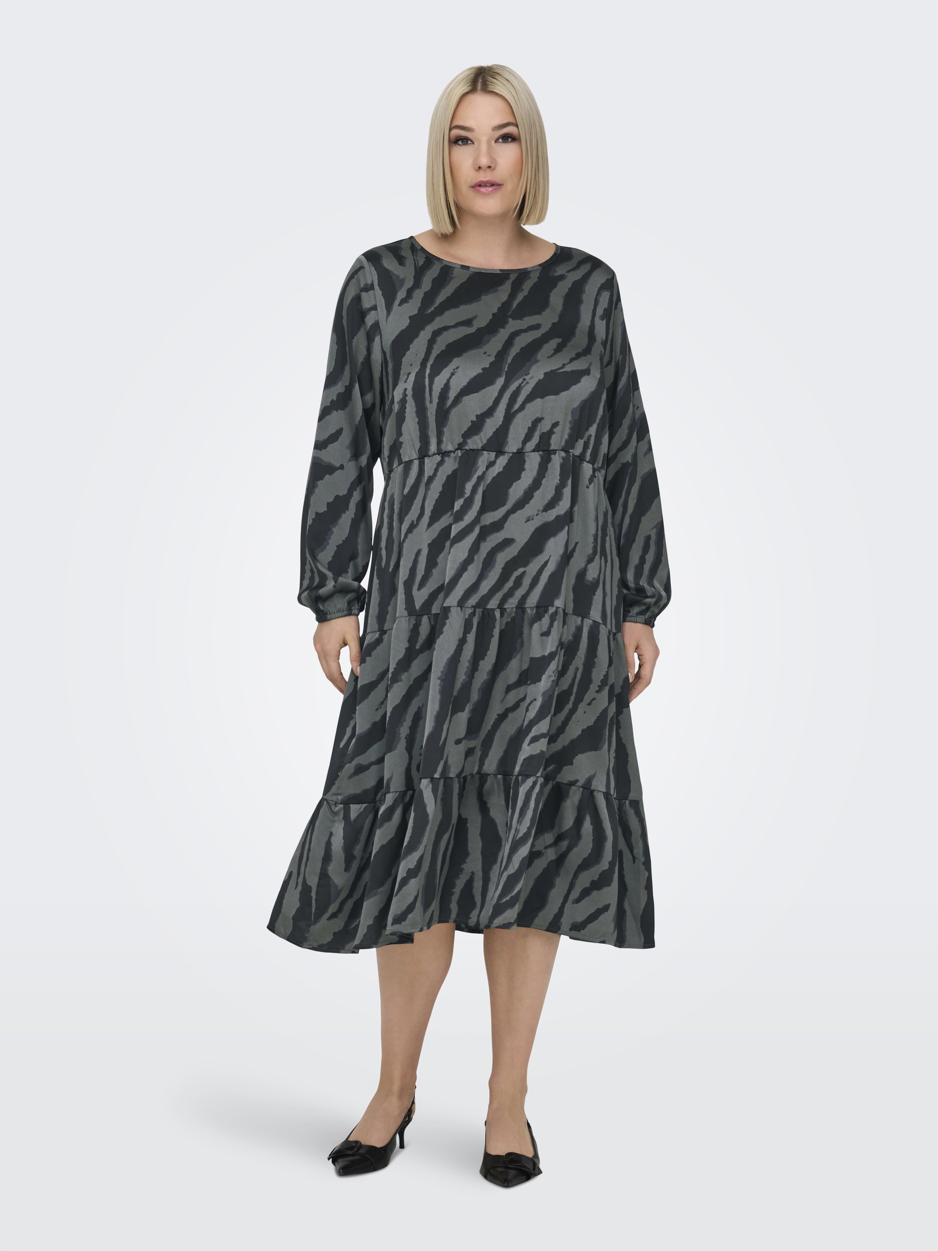 Only Carmakoma Damen Kleider Black/Maxi Zee