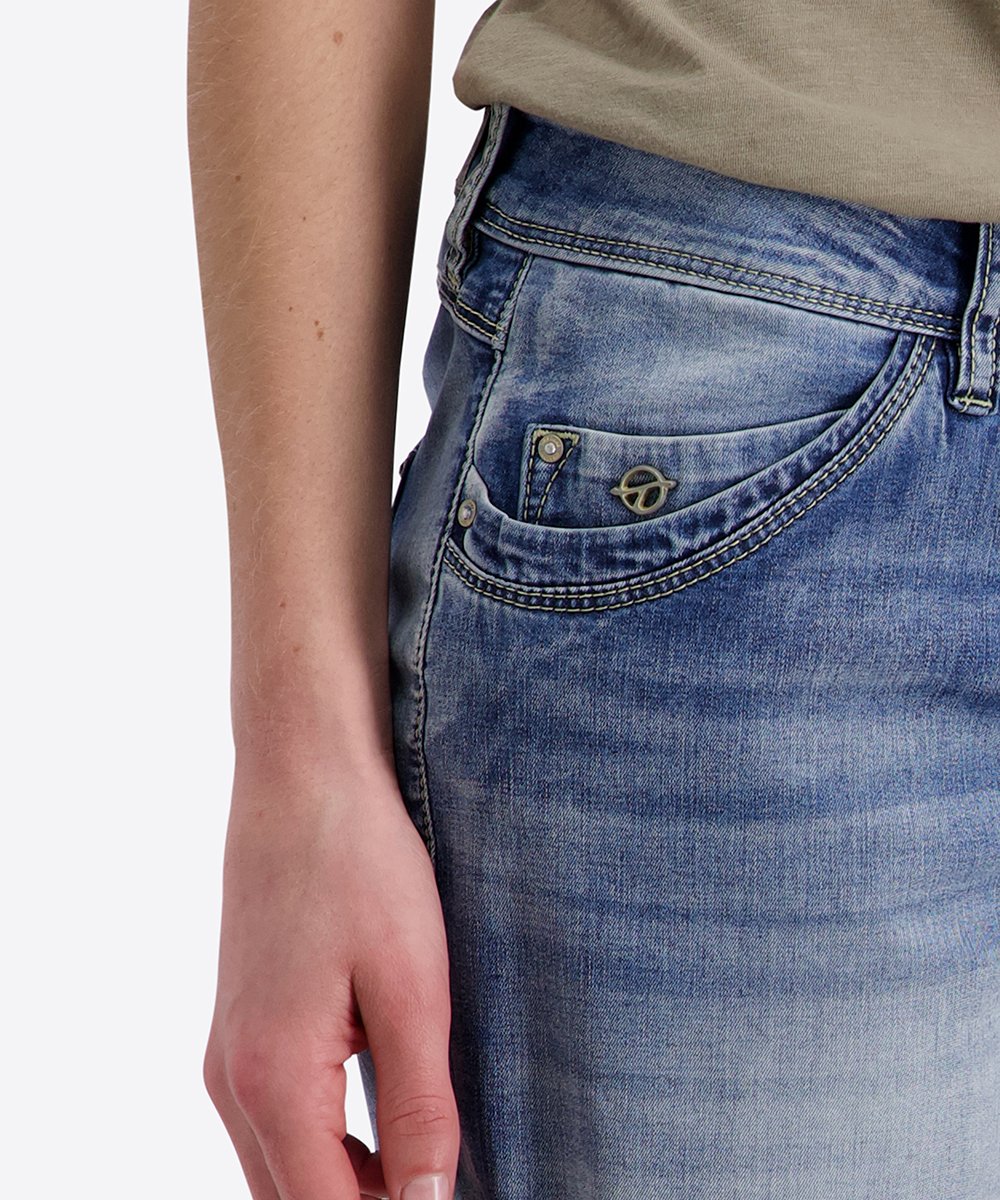Timezone Damen Shorts  Fresh Ind