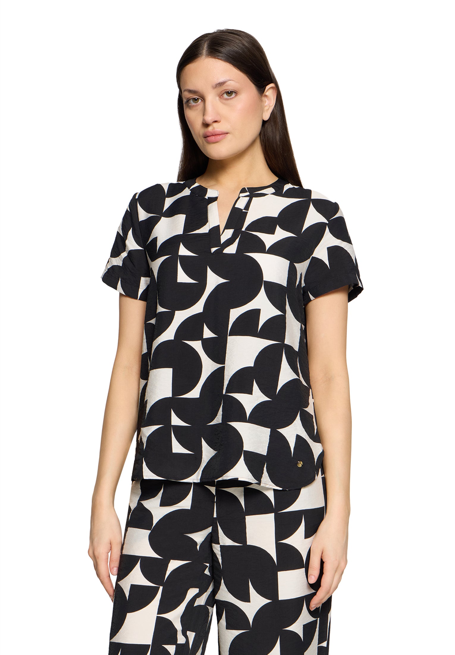 Betty & Co Damen Blusen kurz Black/Cream