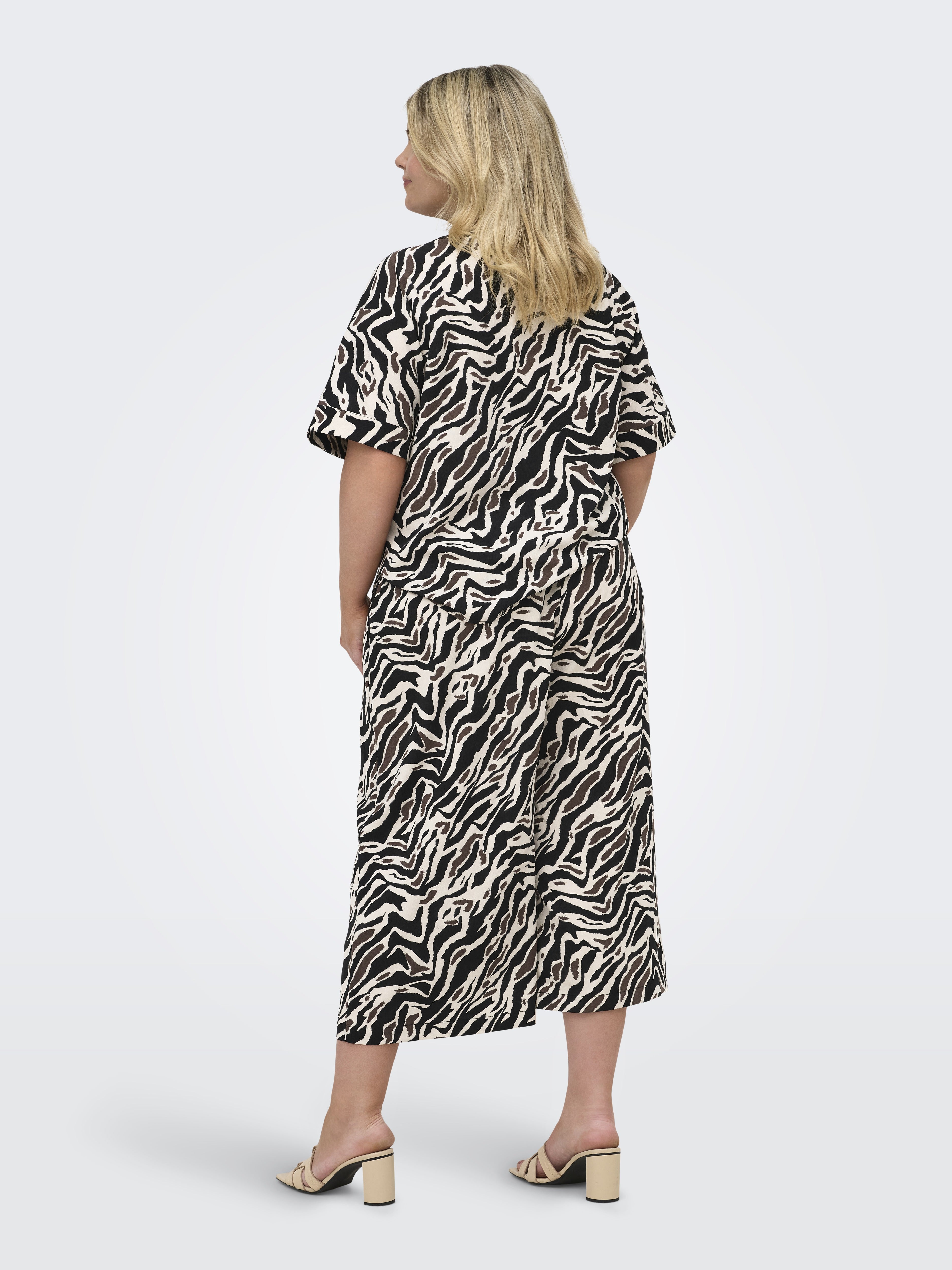 Only Carmakoma Damen Hosen Black/Graphic A