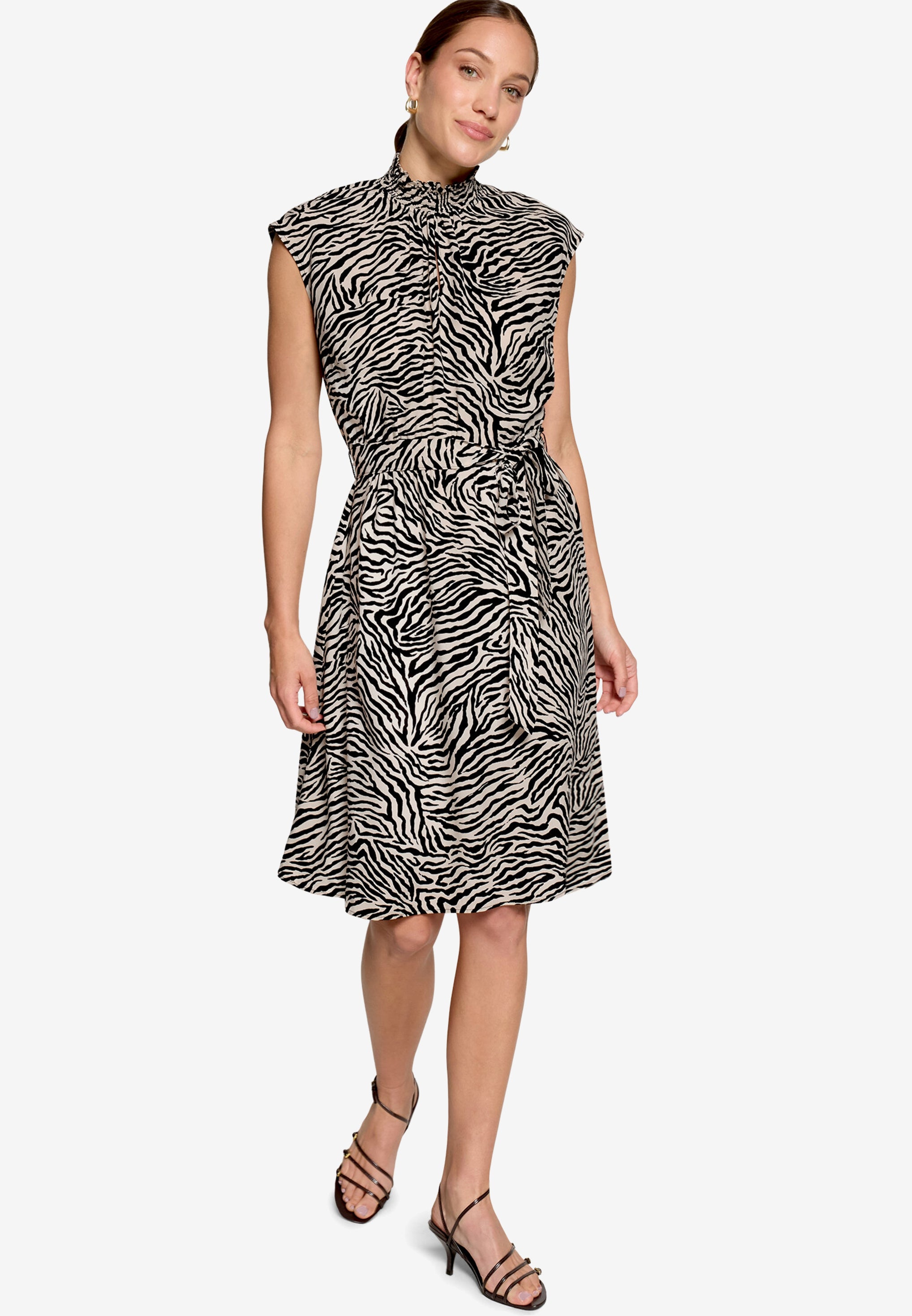 Zero Damen Kleider Cream/Black