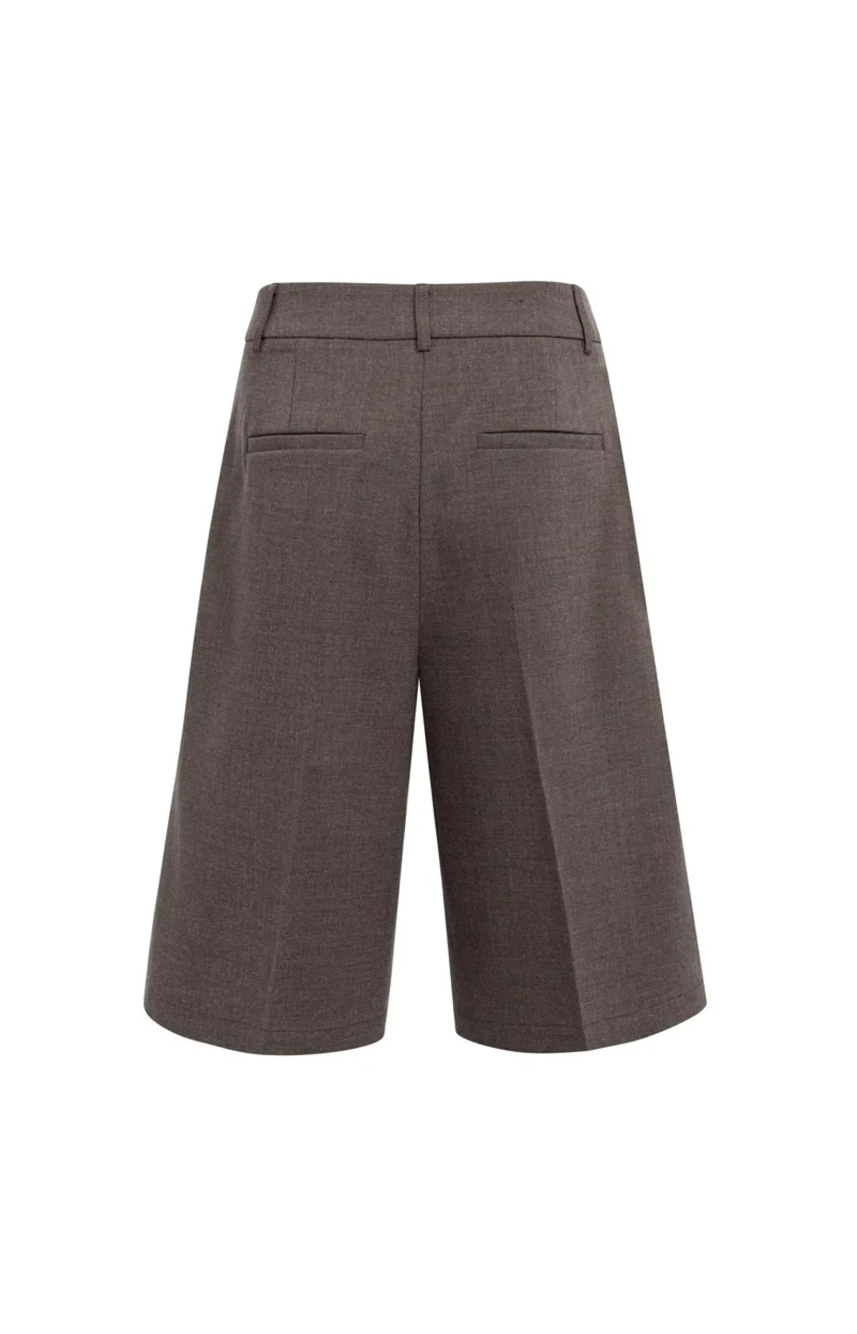 Bermudashorts mit hohem Bund und Falten Verkaufspreis
